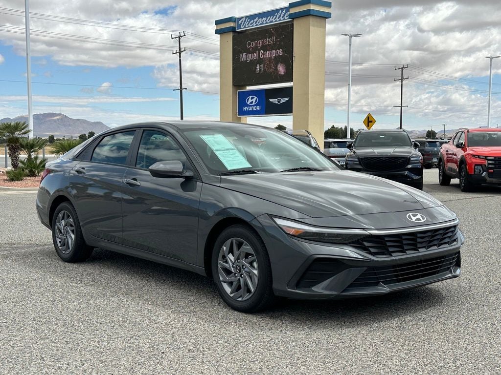 2024 Hyundai Elantra SEL