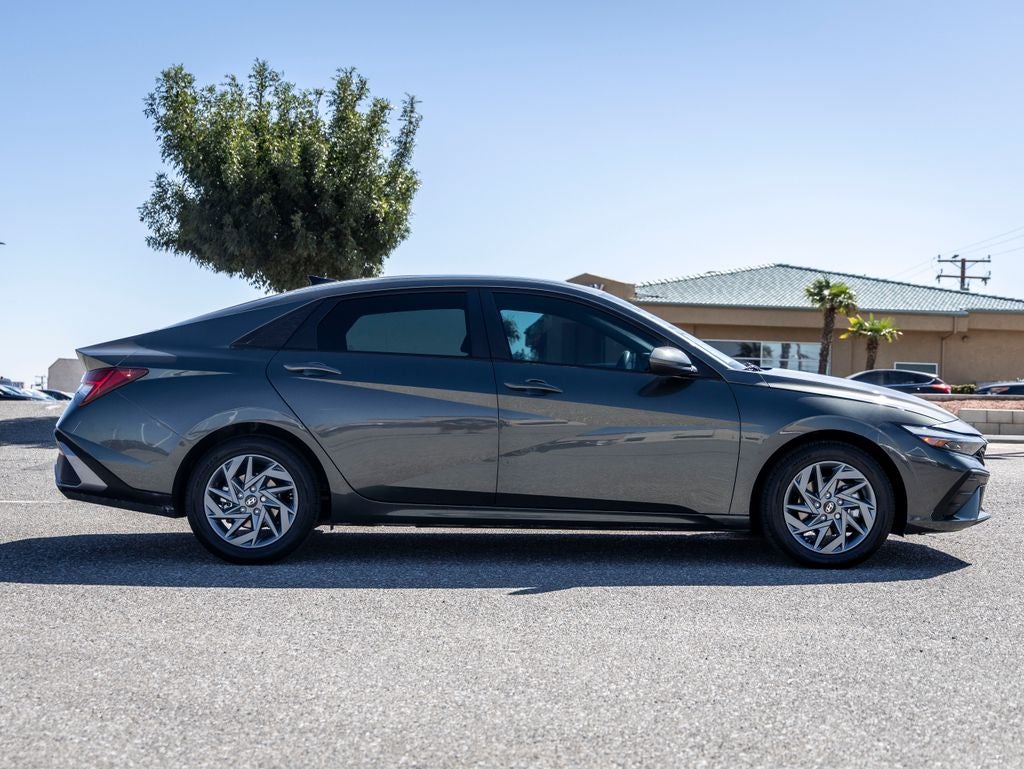 2024 Hyundai Elantra Hybrid Blue