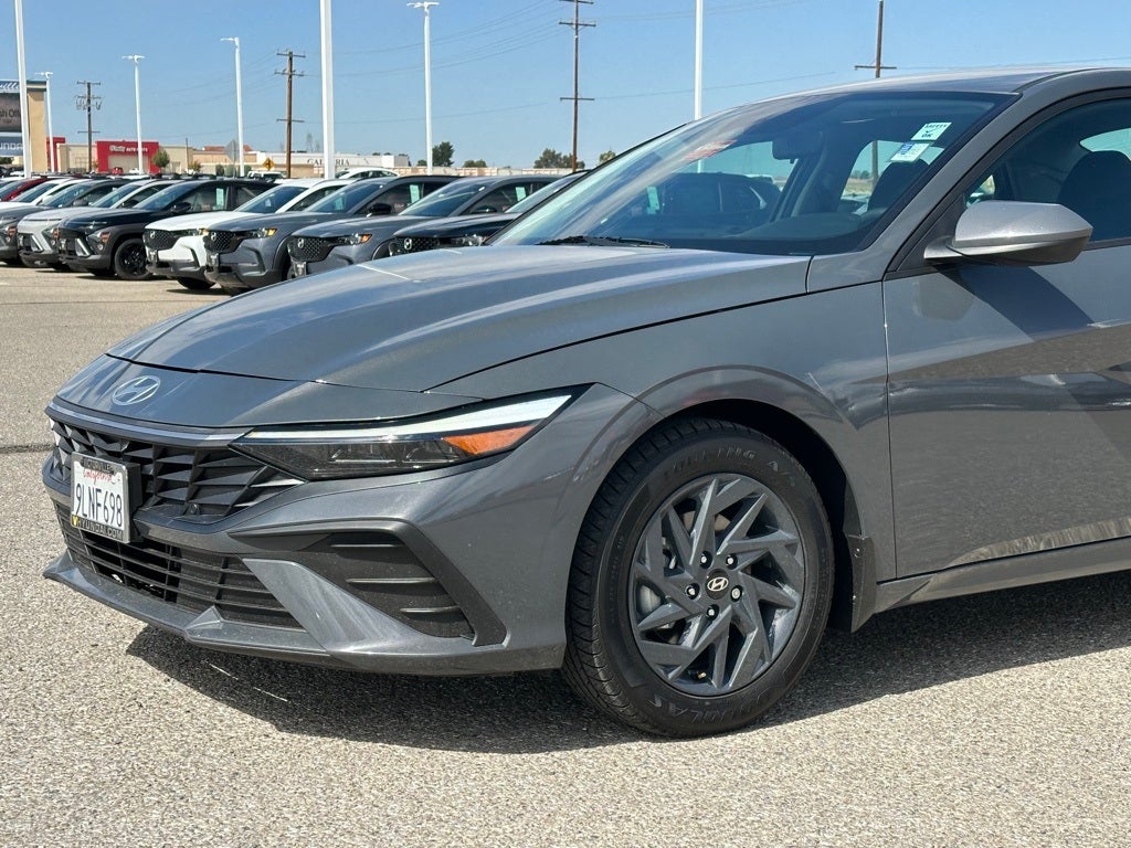 2024 Hyundai Elantra Hybrid Blue