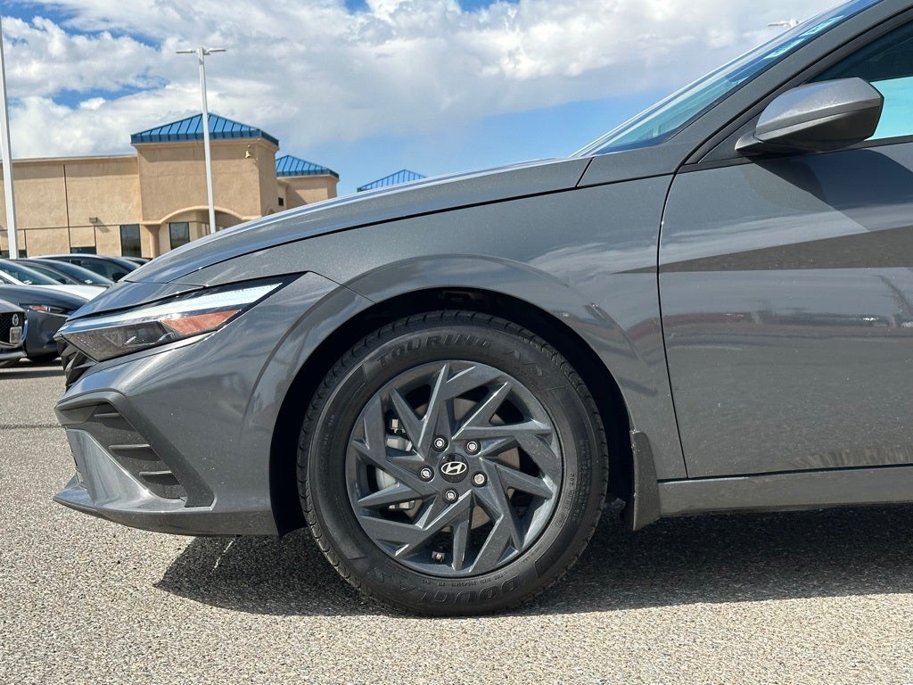 2024 Hyundai Elantra Hybrid Blue