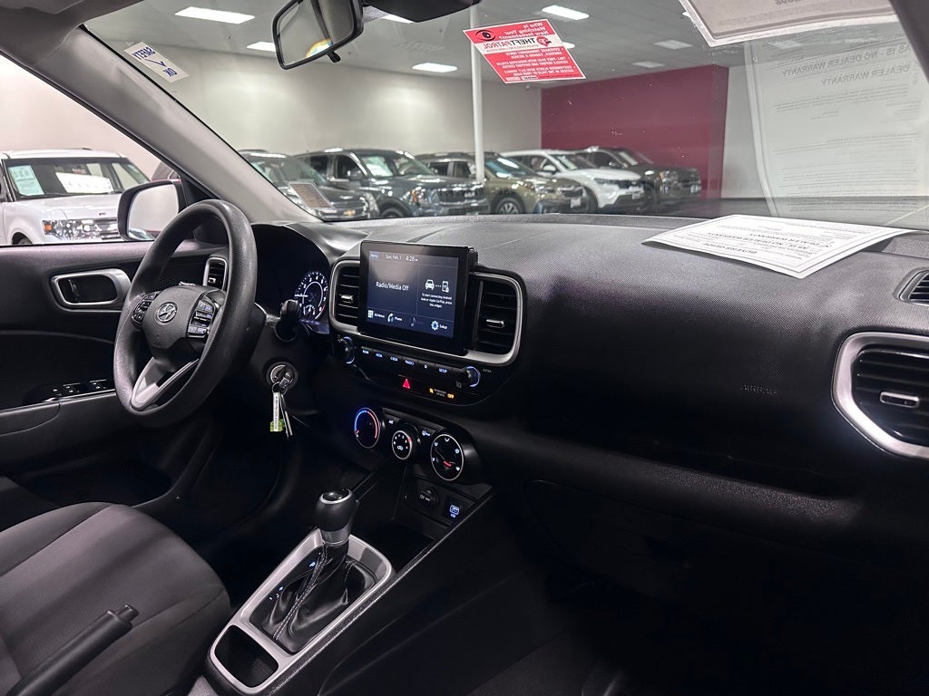 2021 Hyundai Venue SE