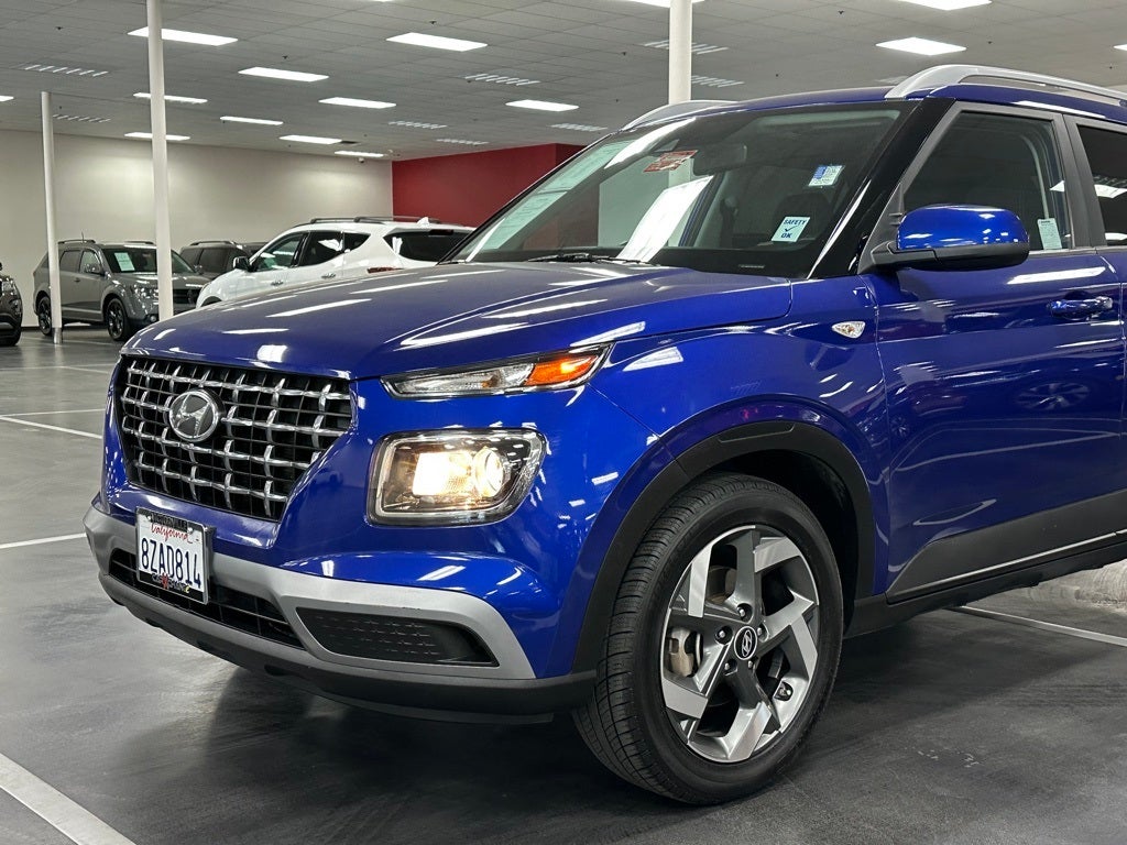 2022 Hyundai Venue SEL