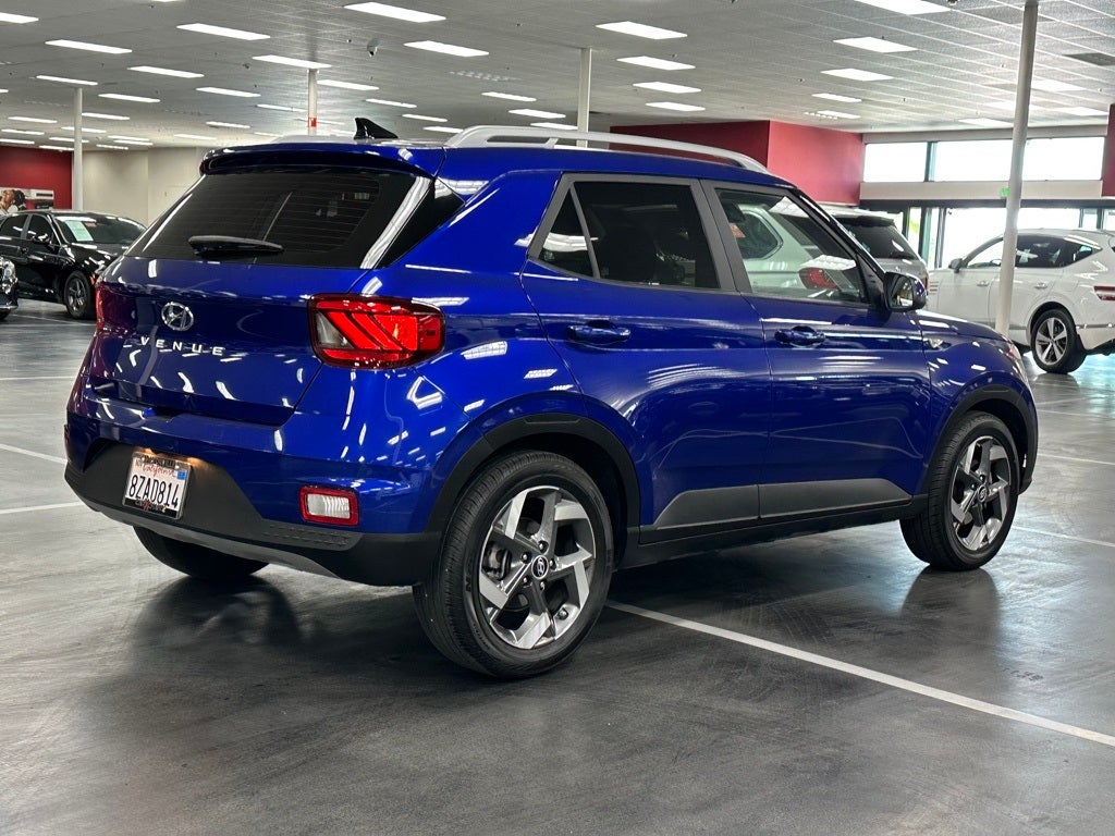 2022 Hyundai Venue SEL