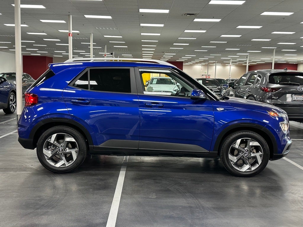 2022 Hyundai Venue SEL