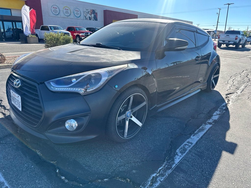 2013 Hyundai Veloster Turbo w/Black