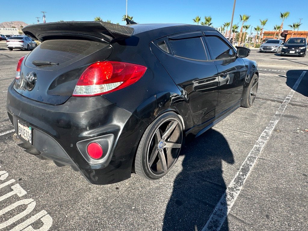 2013 Hyundai Veloster Turbo w/Black