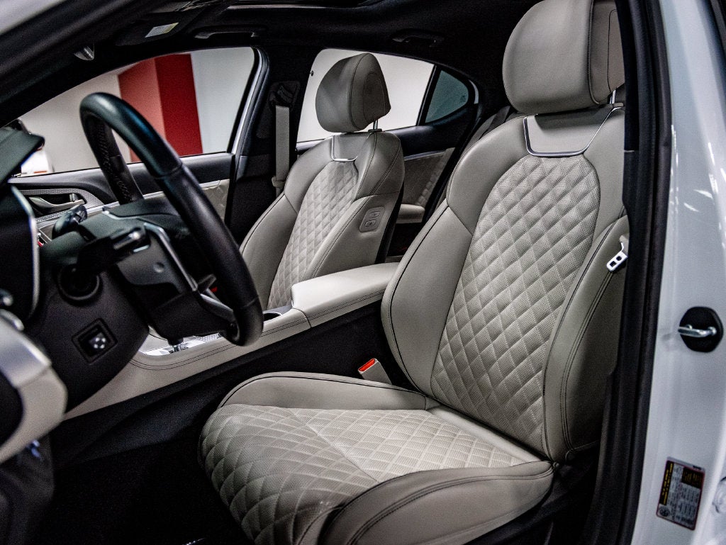 2023 Genesis G70 3.3T