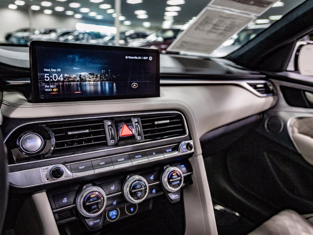 2023 Genesis G70 3.3T