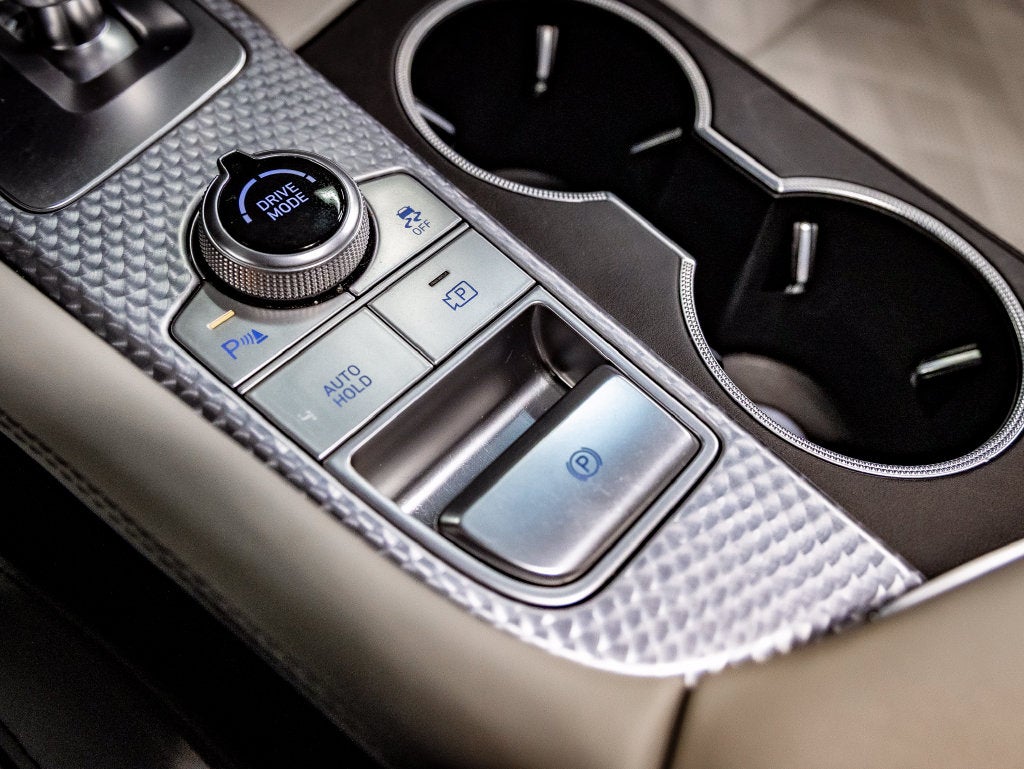 2023 Genesis G70 3.3T