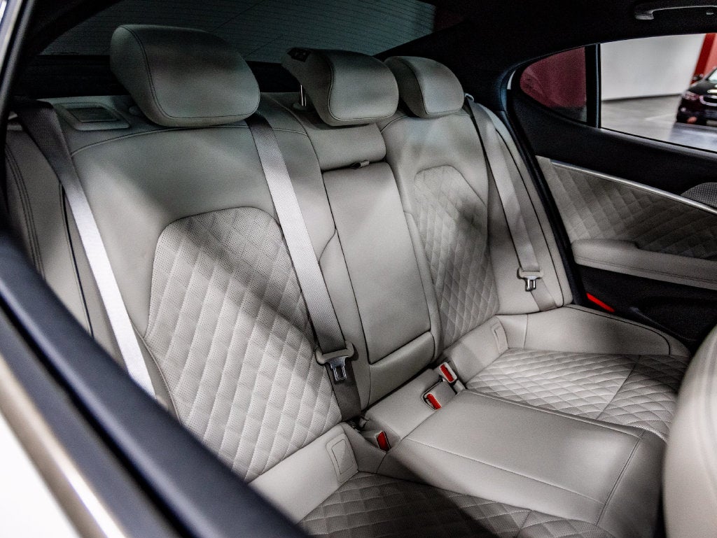 2023 Genesis G70 3.3T