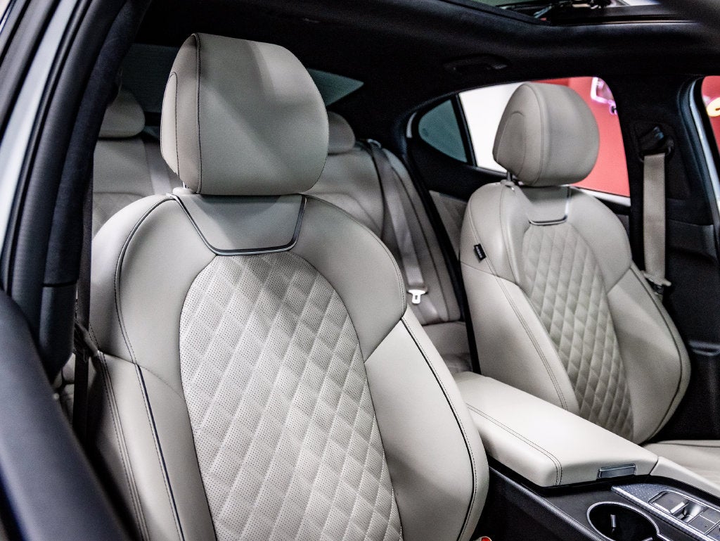2023 Genesis G70 3.3T