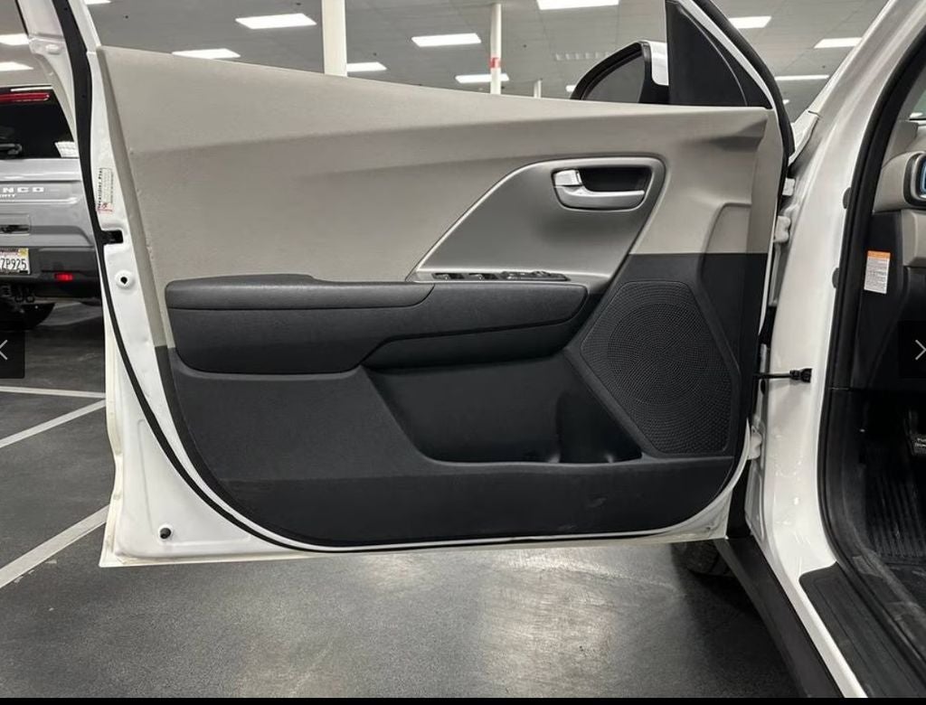 2018 Kia Niro Plug-In Hybrid LX