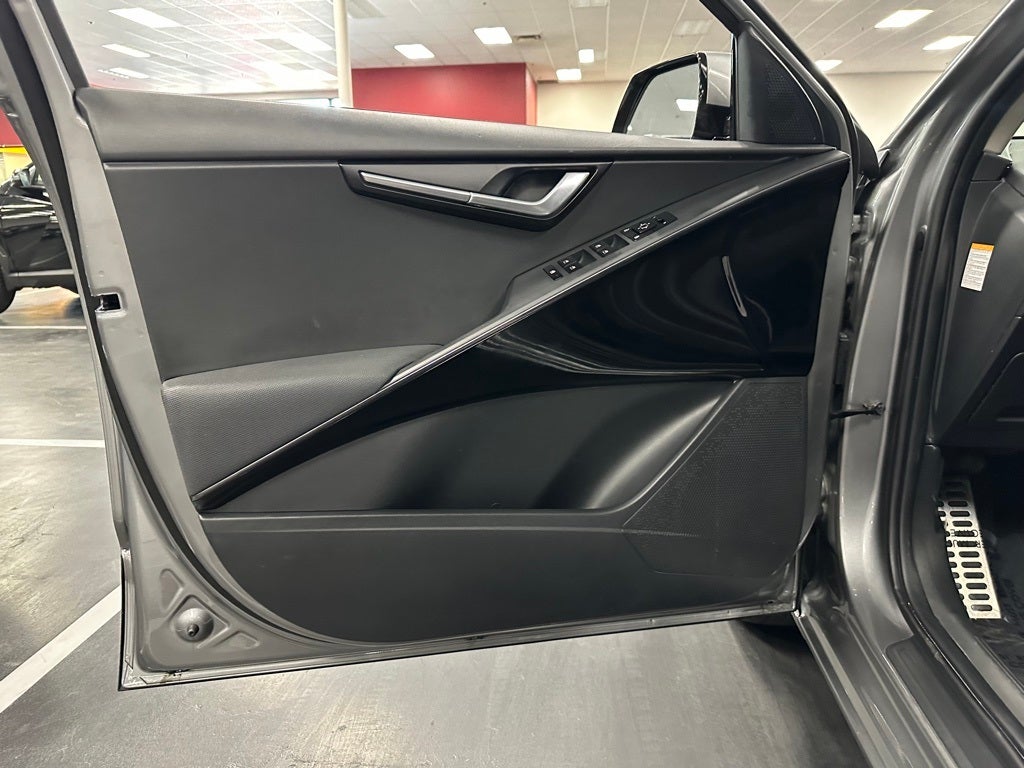 2023 Kia Niro EX Touring