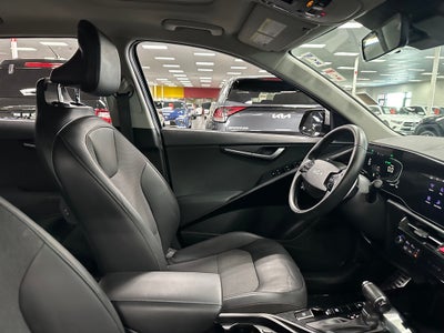 2023 Kia Niro EX Touring