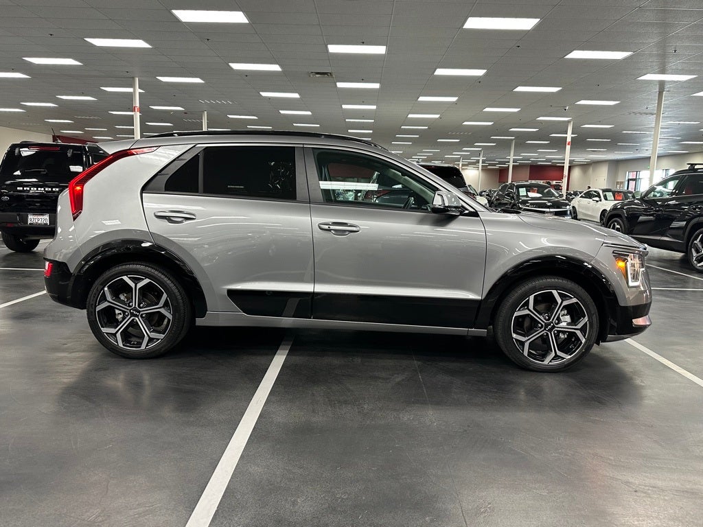 2023 Kia Niro EX Touring