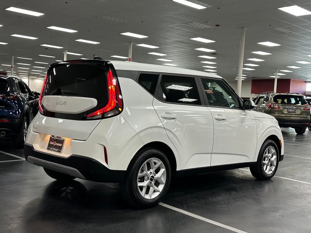 2024 Kia Soul LX