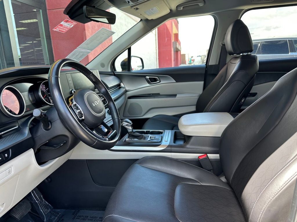 2022 Kia Carnival LXS