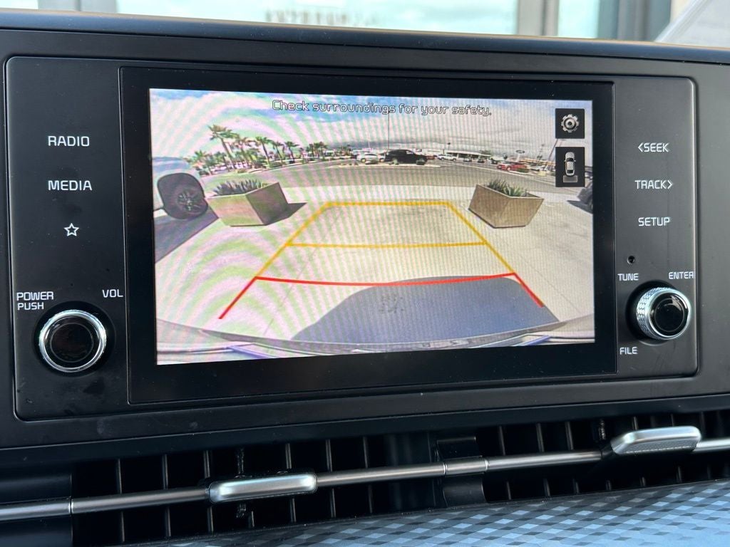 2022 Kia Carnival LXS