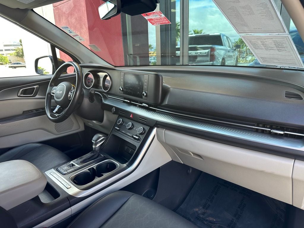 2022 Kia Carnival LXS