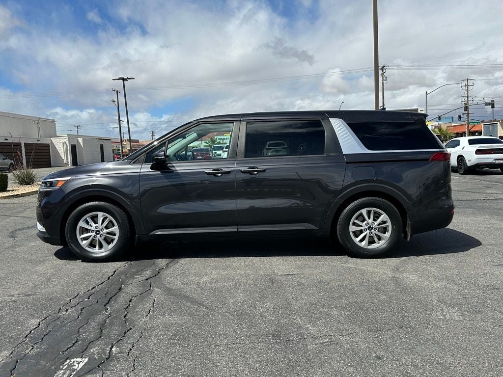 2022 Kia Carnival LXS