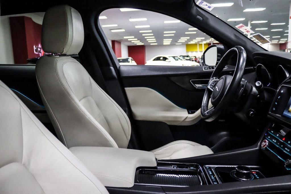 2018 Jaguar F-PACE 35t Prestige