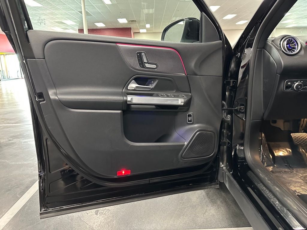 2023 Mercedes-Benz EQB 250+ Base