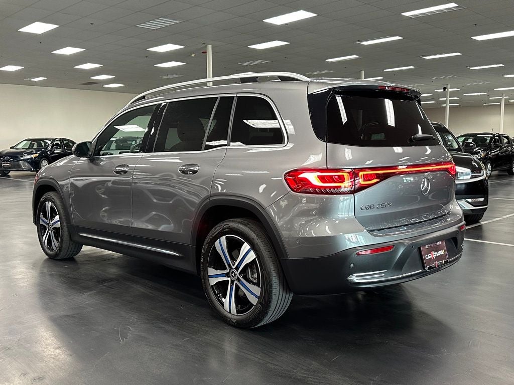 2023 Mercedes-Benz EQB 250+ Base