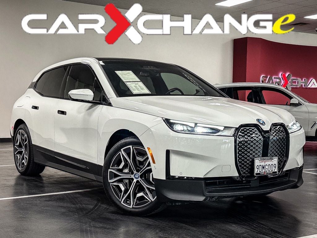 2023 BMW iX xDrive50's photo
