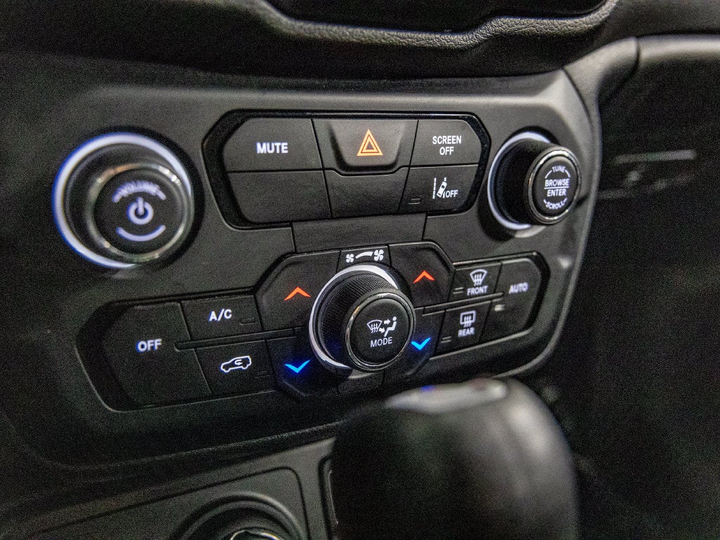 2022 Jeep Renegade Altitude