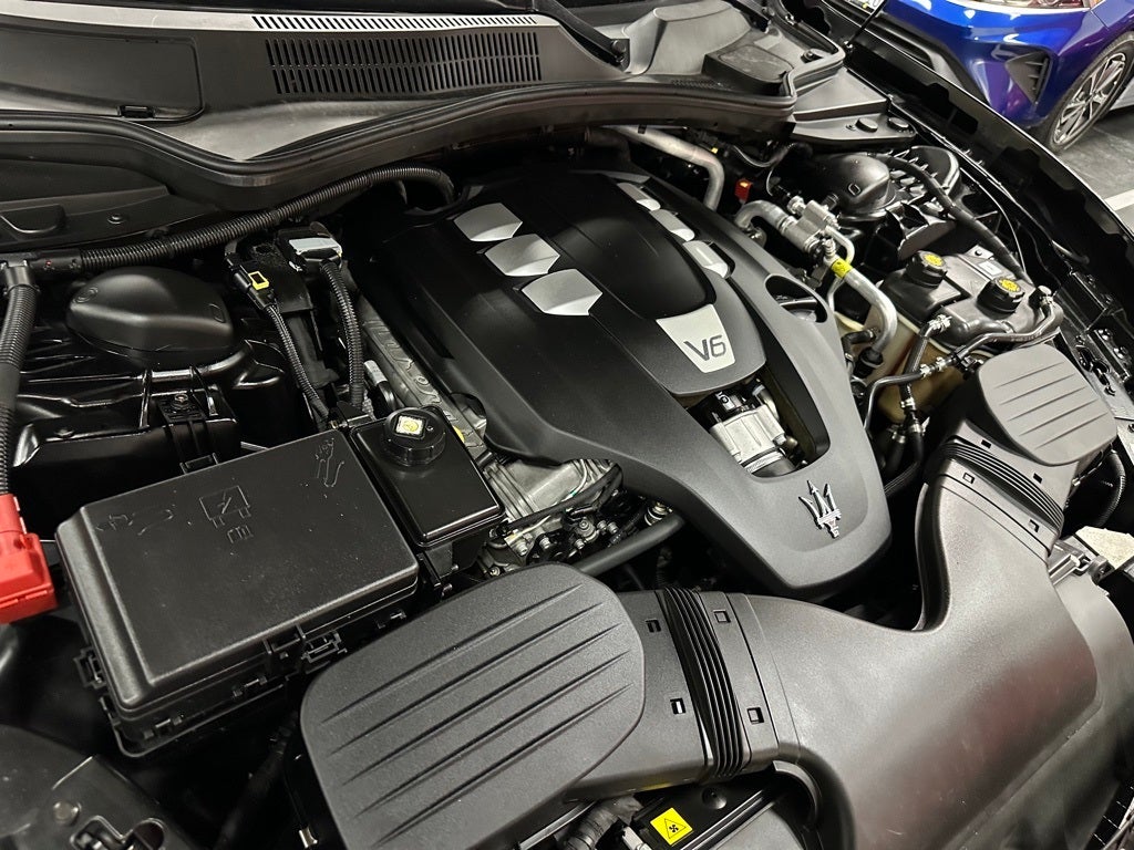 2017 Maserati Ghibli Base